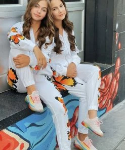 Budget โญ Lola + The Boys Peachy Rainbow Trainer ๐ฏ 10 Lola + The Boys Peachy Rainbow Trainer