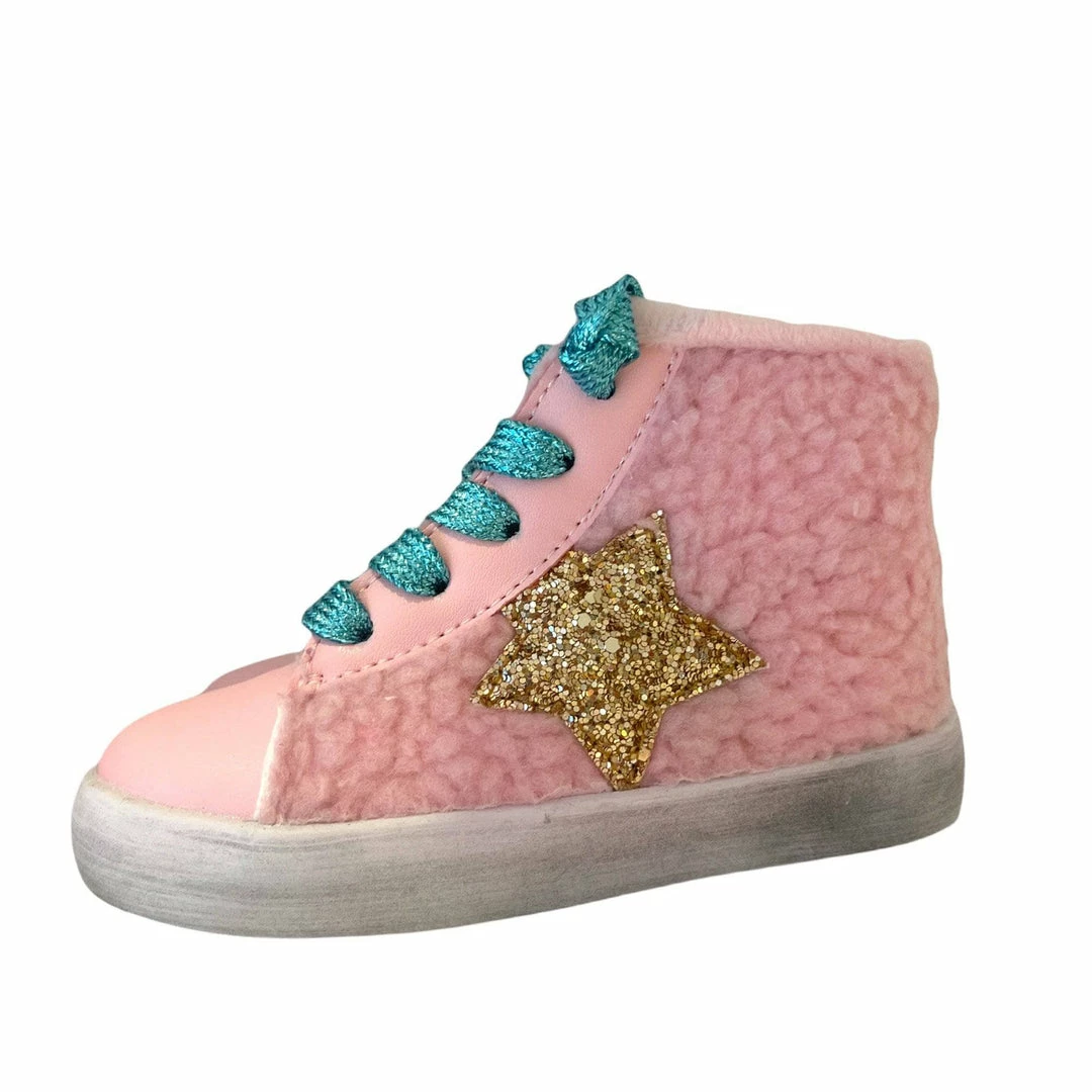 New ๐งจ Lola + The Boys Baby Pink Sherpa High Tops ๐ฏ 3 Lola + The Boys Baby Pink Sherpa High Tops